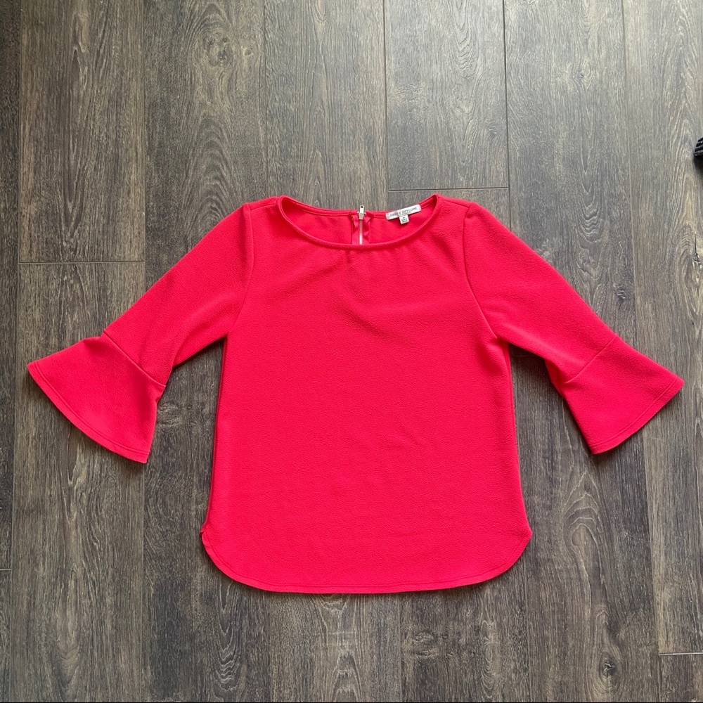 Green Envelope bright pink top